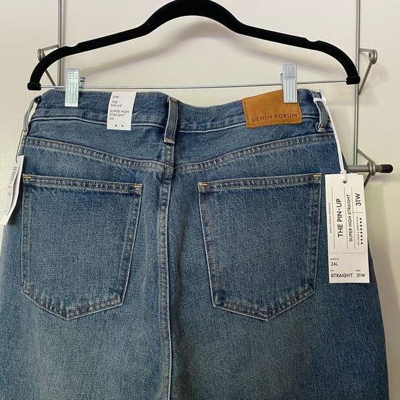 Aritzia THE PIN-UP SUPER HIGH RISE STRAIGHT 24L - Picture 12 of 12